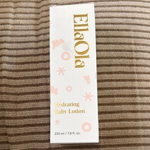 Hydrating Baby Lotion - NEW in box White & Light Pink